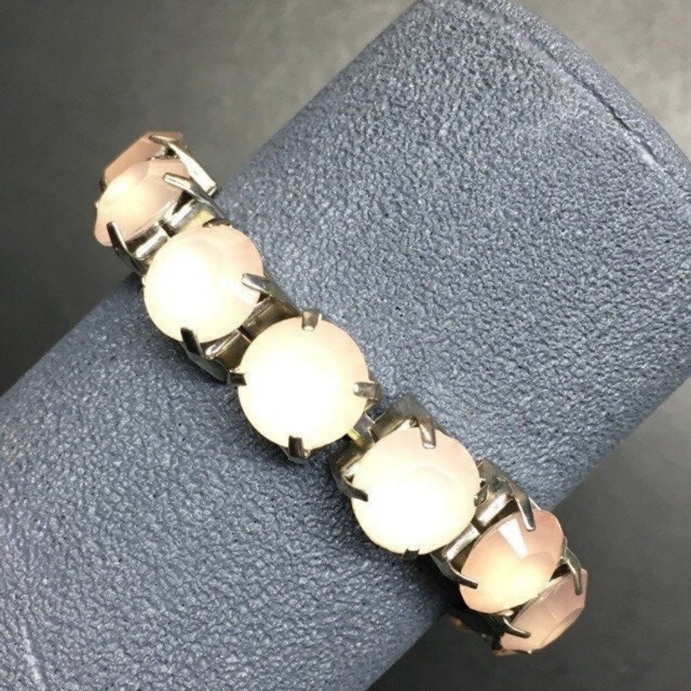 Pale Pink Silver Bracelet Chunky Stretch